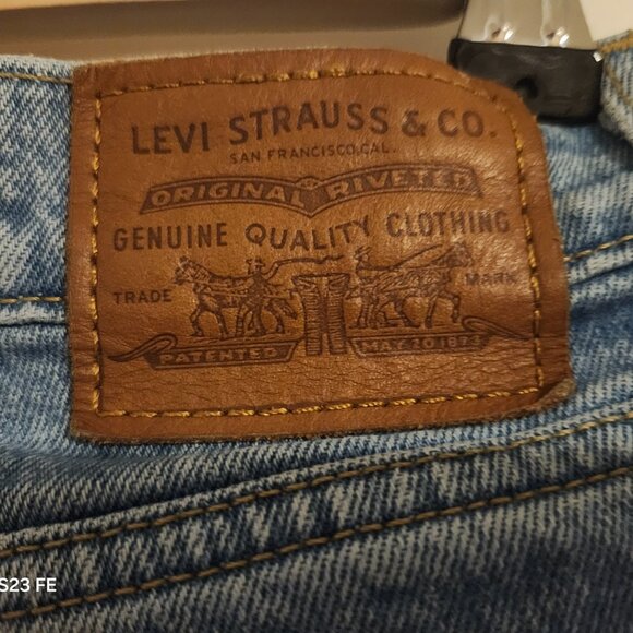 Levi’s Wedgie Straight Jeans Size 26 Button Fly Distressed Knee High Rise - Picture 6 of 6